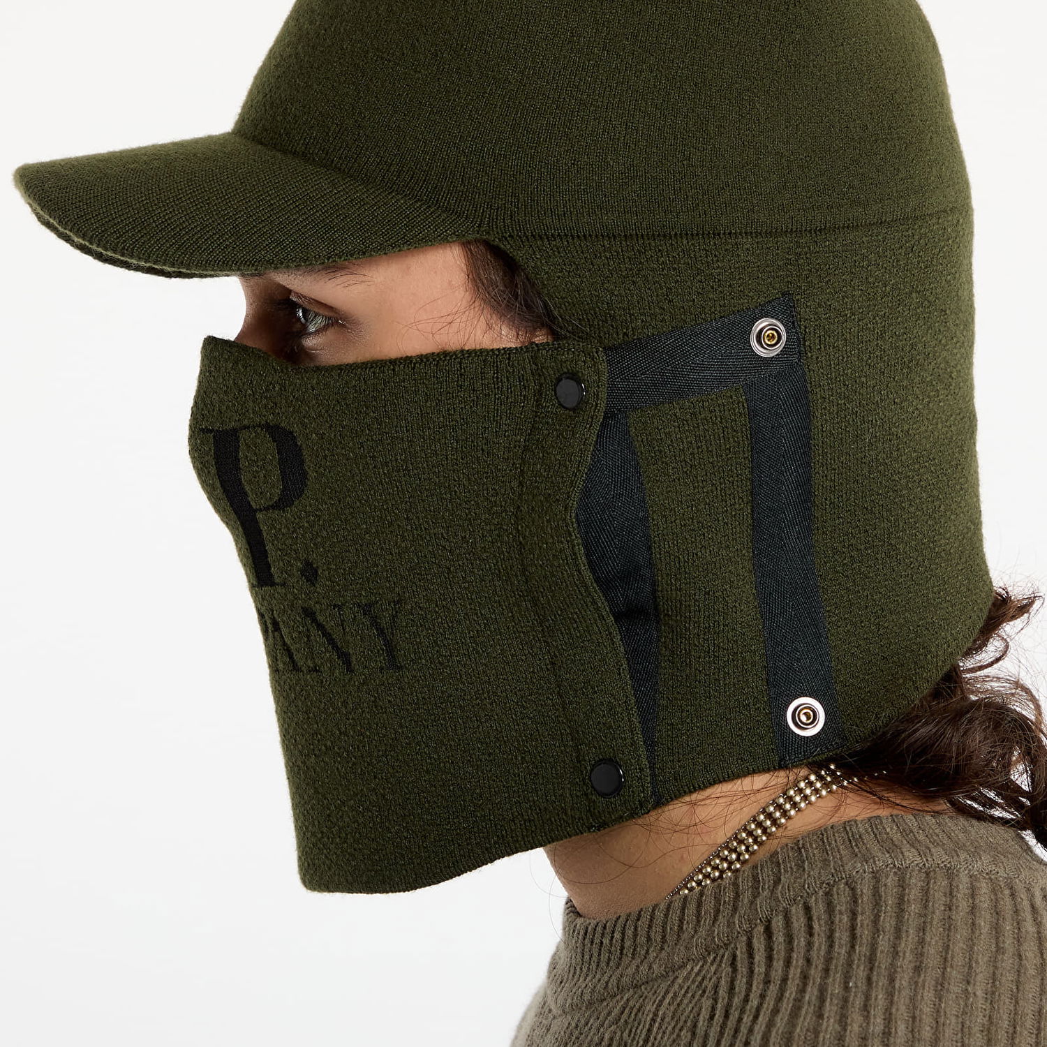 Шапка C.P. Company Extrafine Merino Wool Visor Neck Hat Green Зелено | 17CMAC298A005509A-683, 1