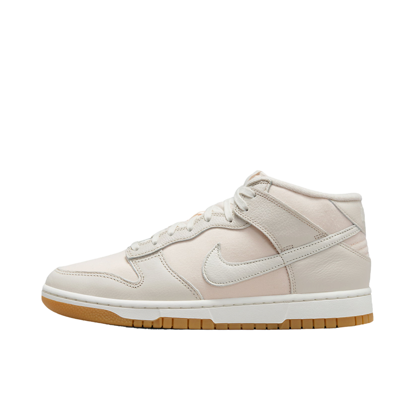 Кецове и обувки Nike Dunk Mid Canvas Light Orewood Brown Gum Бежово | DZ2533-100