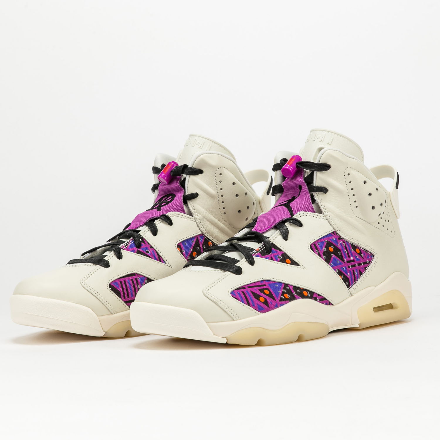 Кецове и обувки Jordan Air Jordan 6 Retro "Quai 54 - Purple" Бежово | CZ4152-101, 1