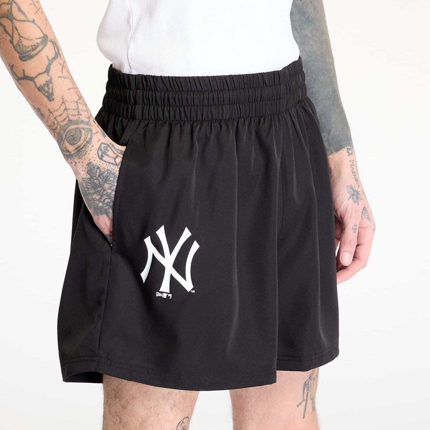 Къси панталони New Era New Era New York Yankees MLB League Essential Shorts Черно | 60596362, 1