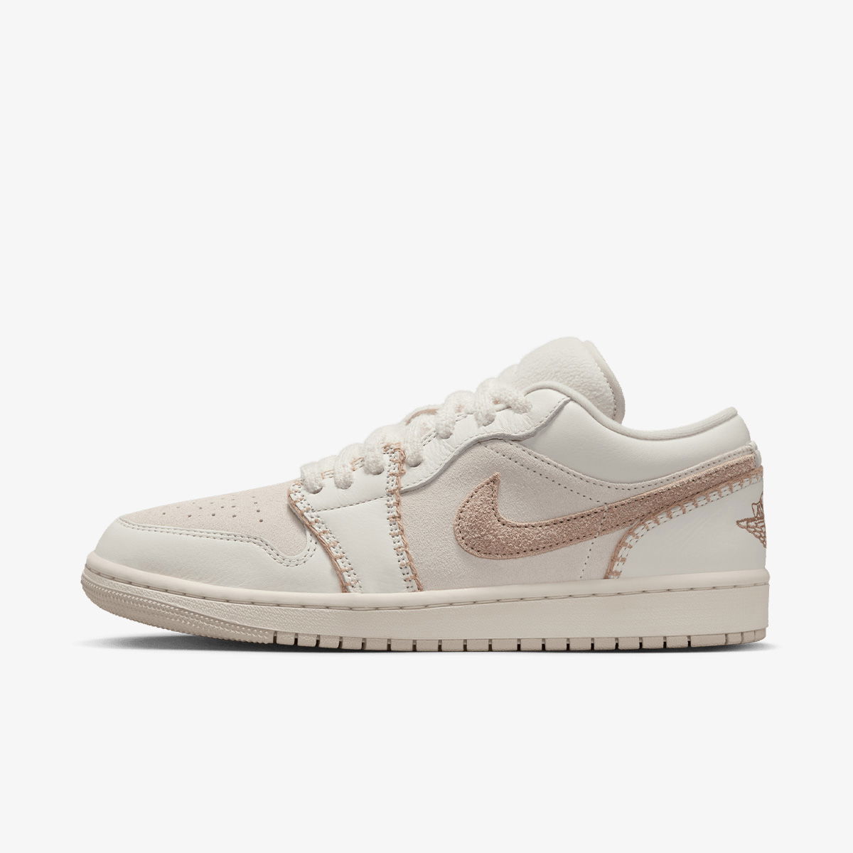 Кецове и обувки Jordan AIR JORDAN 1 LOW SE Бежово | HV4268-120, 0
