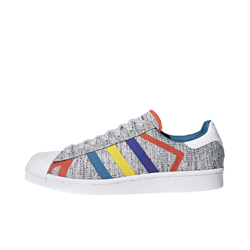 Кецове и обувки adidas Originals Superstar White Mountaineering Grey Heather Сиво | AQ0352