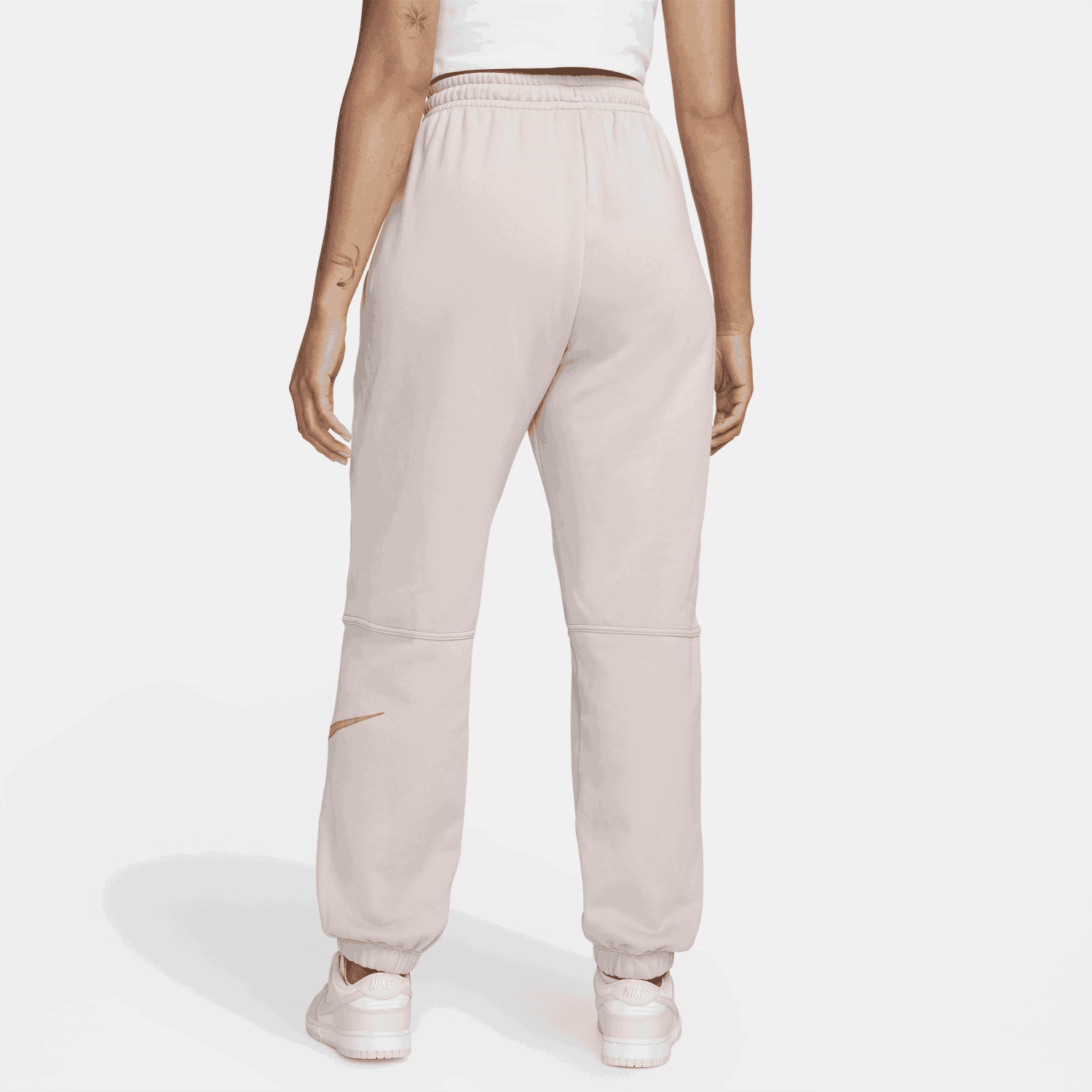 Спортни панталони Nike Sportswear Swoosh Бежово | DM6205-601, 1