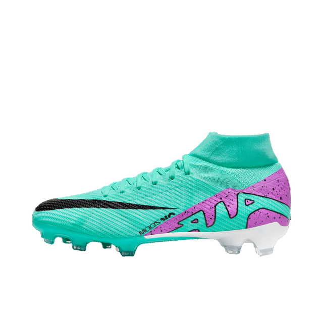 Zoom Superfly 9 Pro FG