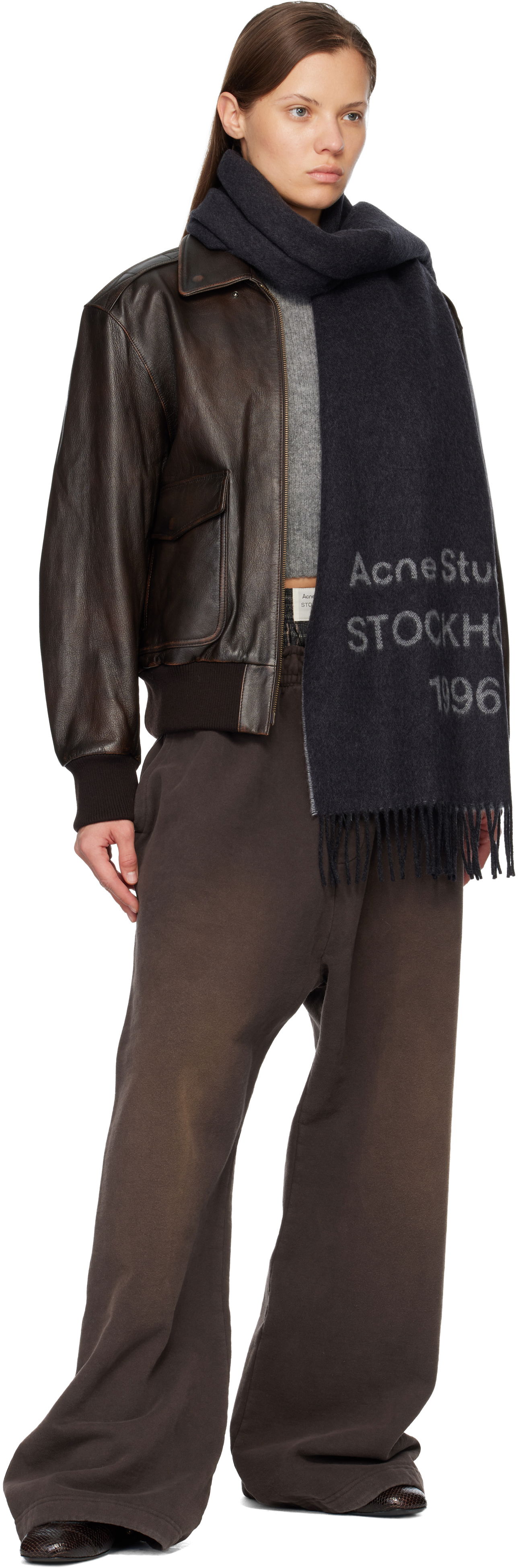 Шал Acne Studios STOCKHOLM 1996 Fringed Scarf Черно | CA0398-, 1