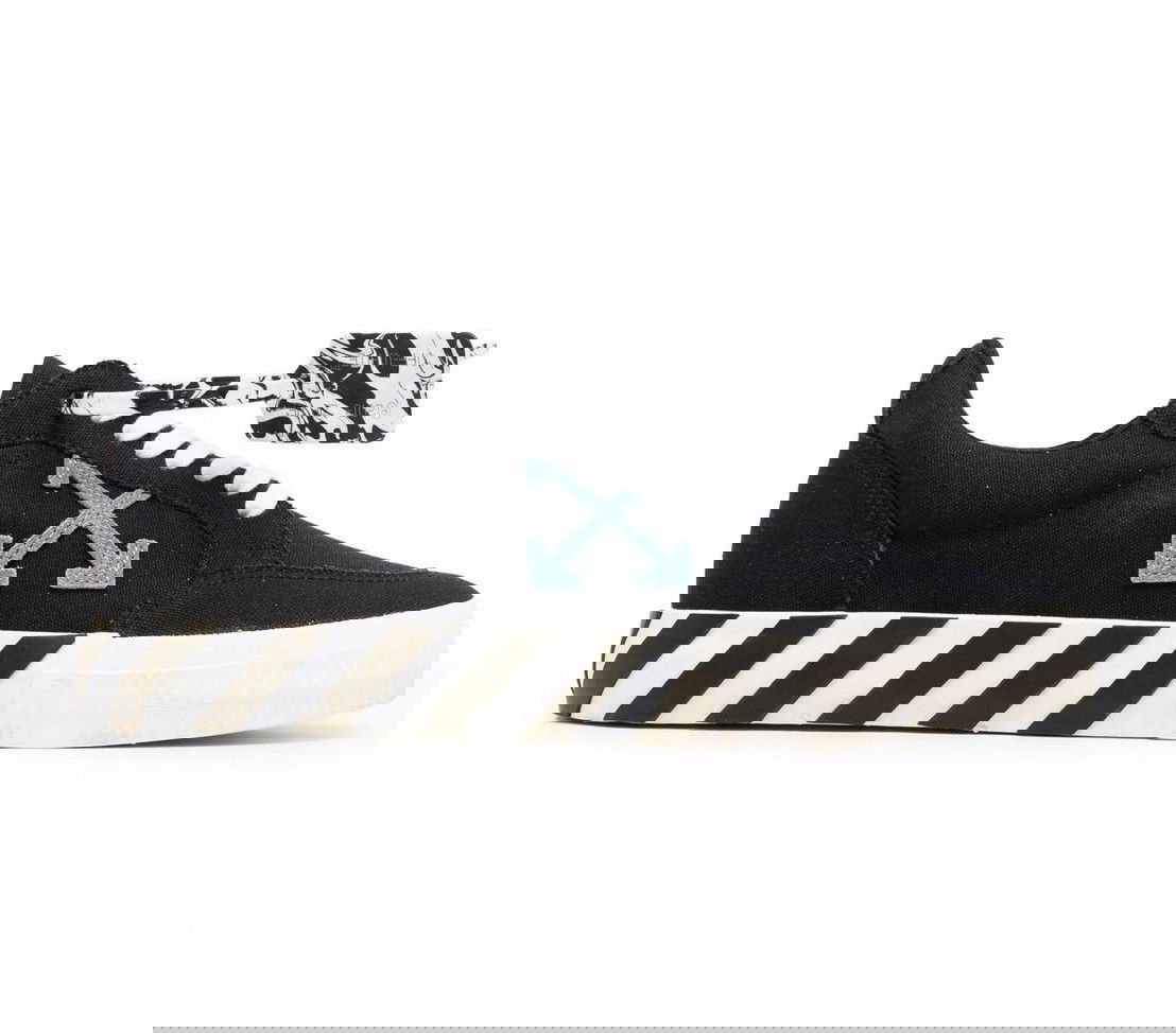 Кецове и обувки Off-White Low Vulcanized Eco Canvas Черно | OMIA085F21FAB0011045, 0