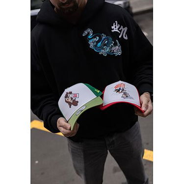 Шапка с козирка New Era 9FORTY A-Frame Trucker Character Looney Tunes Daffy Duck Scarlet One Size Бяло | 60435086, 5