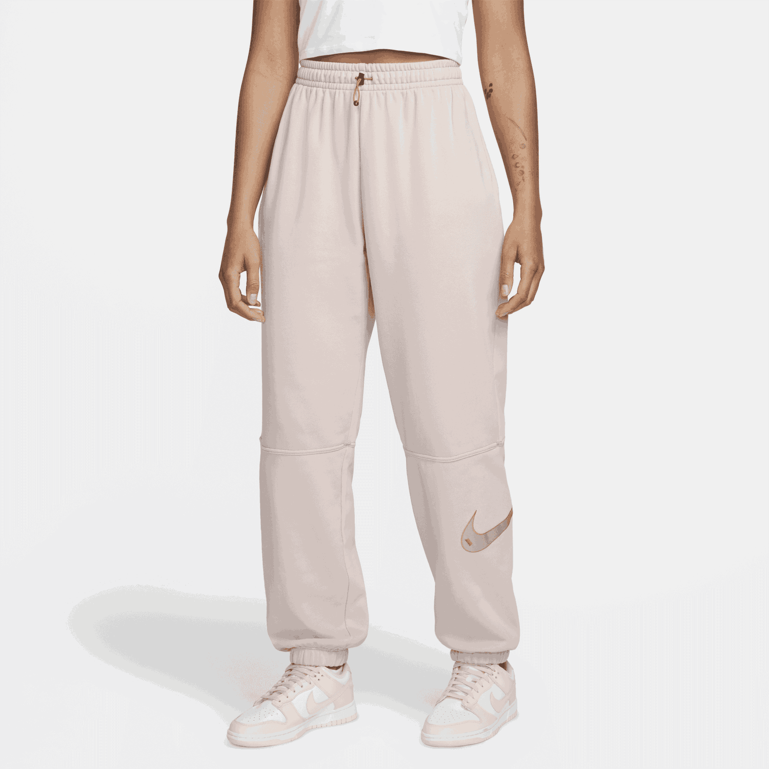 Спортни панталони Nike Sportswear Swoosh Бежово | DM6205-601, 0