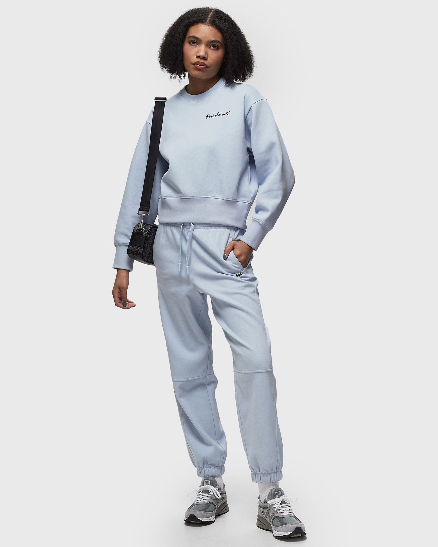 Спортни панталони Lacoste PIQUÉ SWEATPANTS Синьо | XF7256-J2G, 1