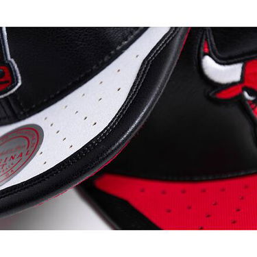Шапка Mitchell & Ness Two-Tone Snapback Cap with Embroidered Logo Червено | 6HSSMM19224-CBUBKWH, 3