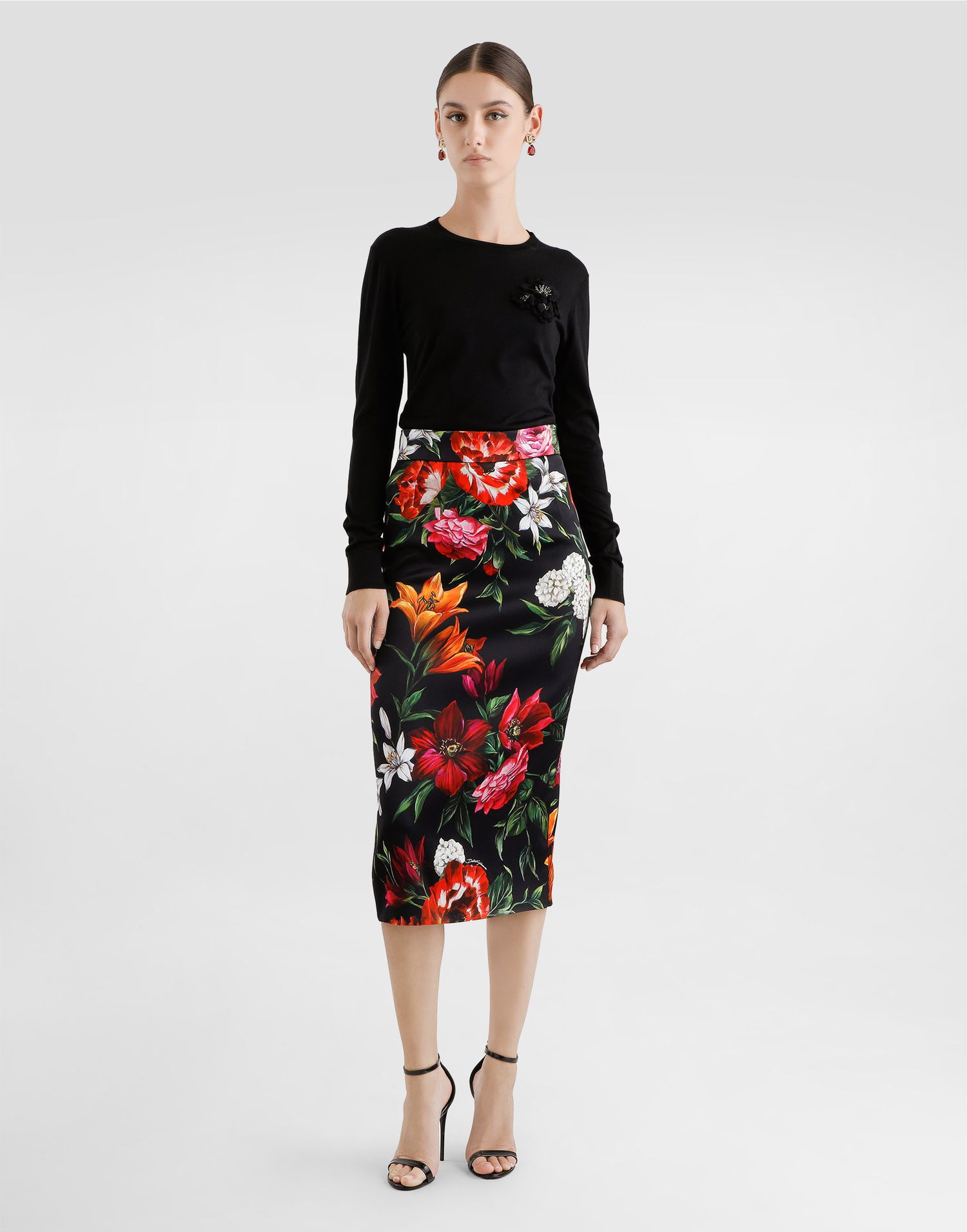 Пуловер Dolce & Gabbana Dolce & Gabbana Silk Pullover with Flower Brooch Черно | FXX48ZJBSO1N0000, 1