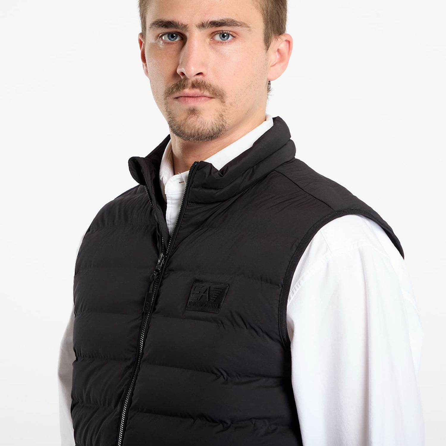 Жилетка Emporio Armani Mountain Eco Down Medium Vest Черно | 7M000683AF15953UC001, 1