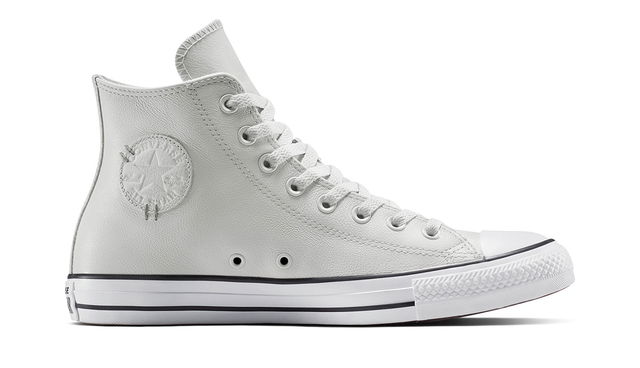 Chuck Taylor All Star Leather