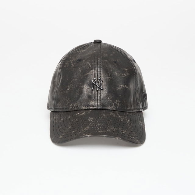 New York Yankees MLB Worn PU Adjustable Cap