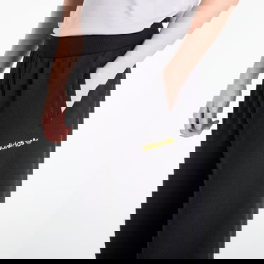 Панталони adidas Originals Santiago Wide Leg Knit Graphic Pants Черно | KC9091, 1