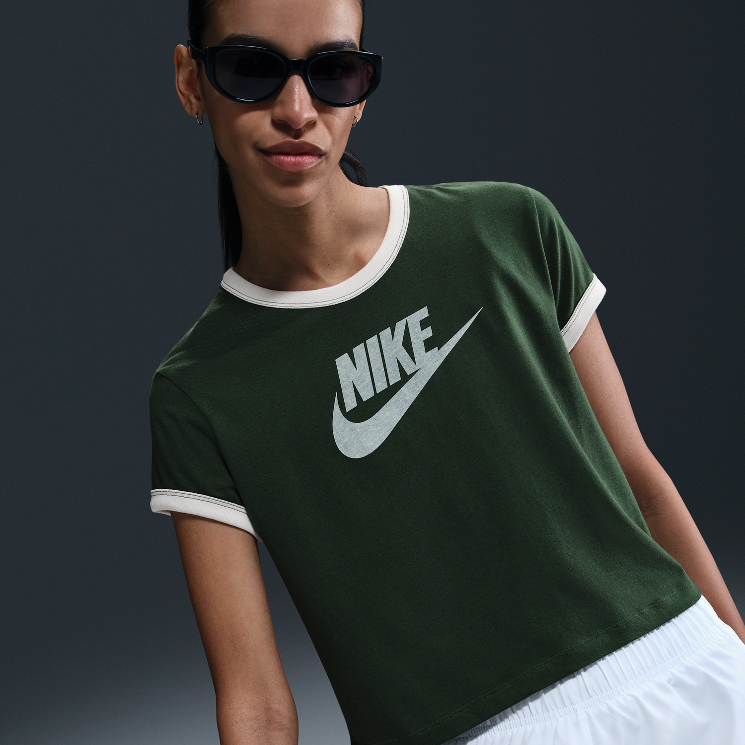 Съкратен топ Nike Sportswear Ringer Short Sleeve T-Shirt Зелено | IF4072-323, 0