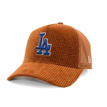 Шапка с козирка New Era Corduroy Trucker Hat Оранжево
 | 60565521, 0