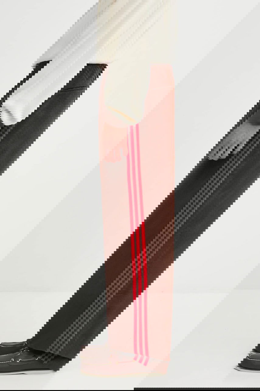 Спортни панталони adidas Originals Originals Cord Wide-Leg Pants with Red Side Stripes Кафяво | JX3108, 0