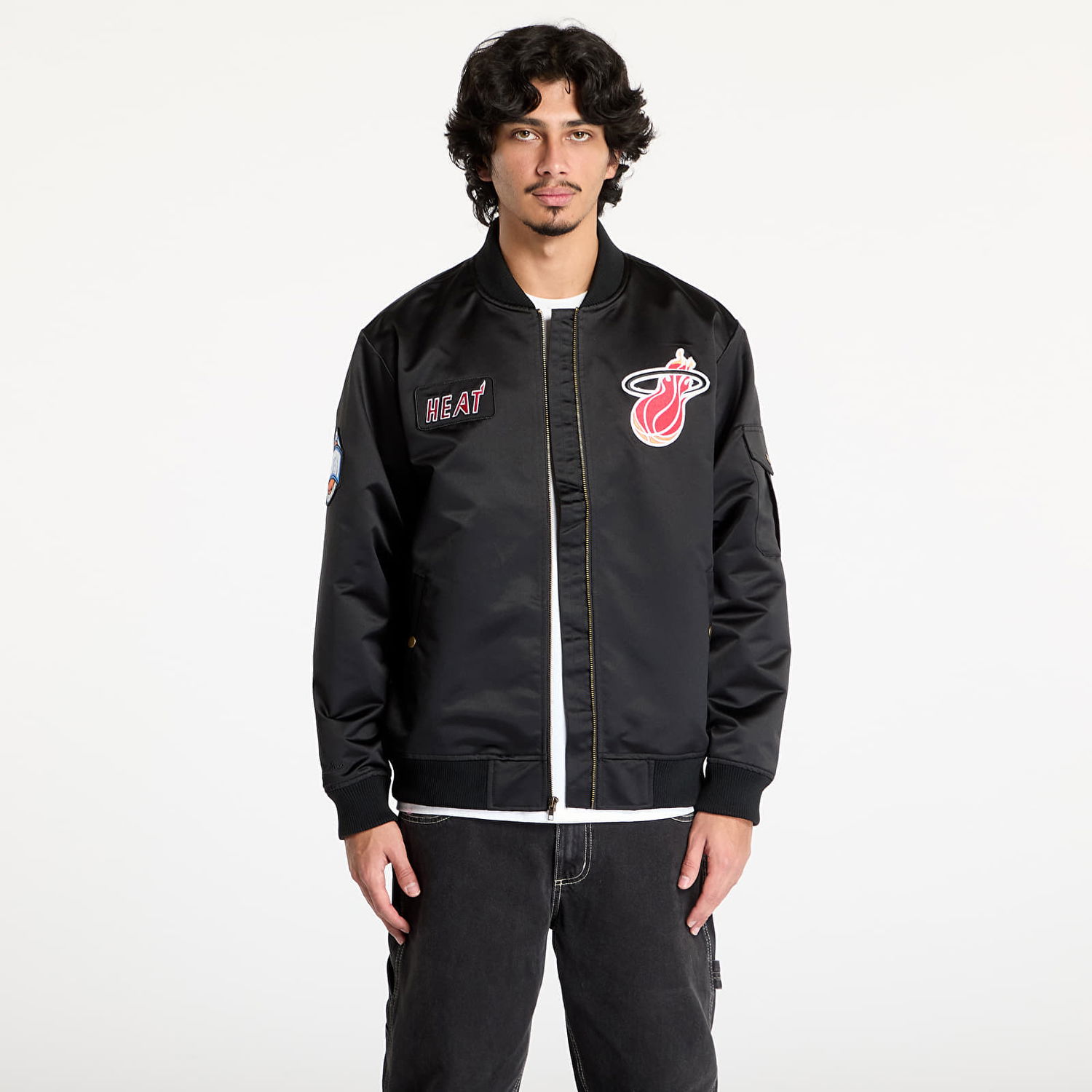Яке бомбър Mitchell & Ness Team Leader Satin Vintage Logo Bomber Jacket Черно | JK8095-MHEBLCK, 0