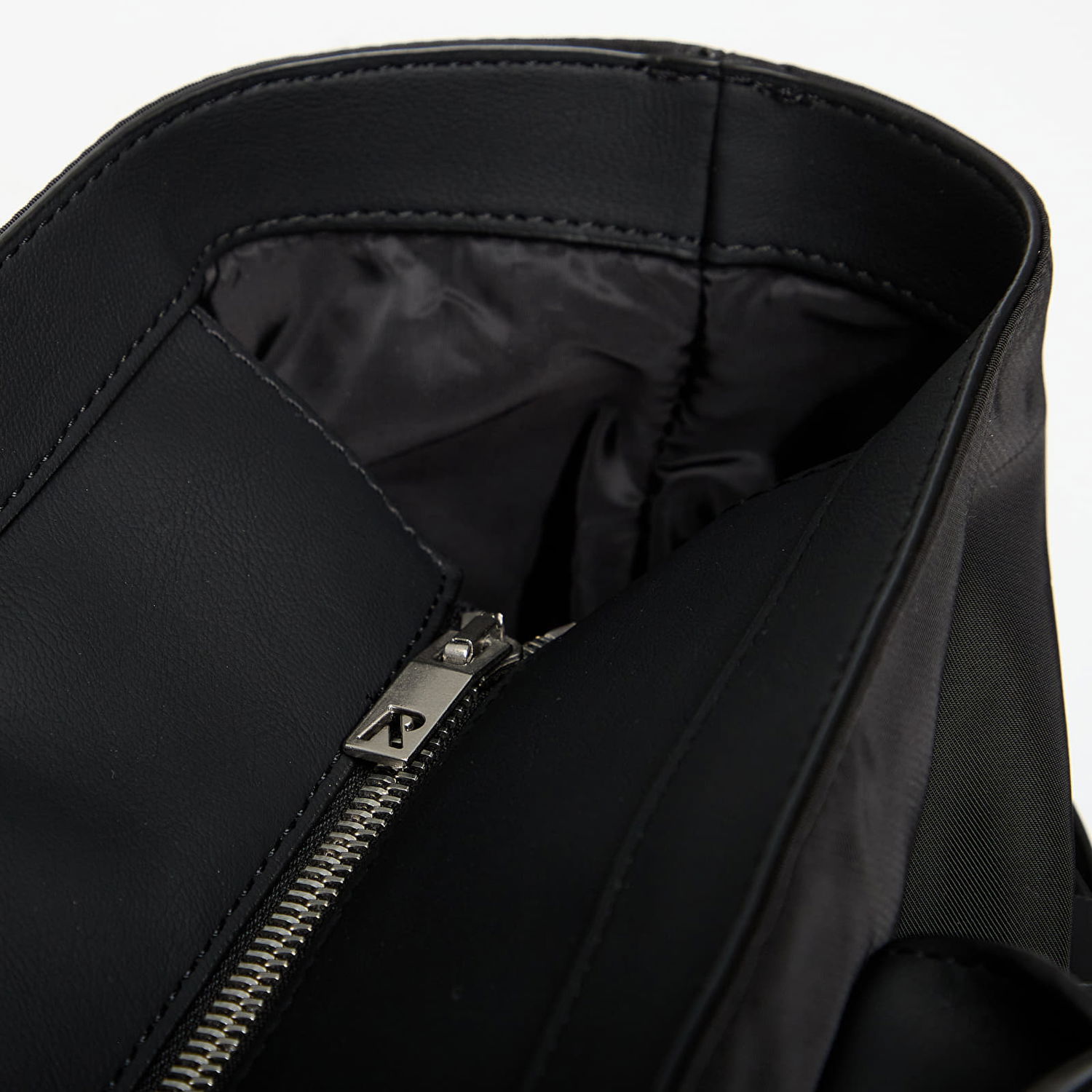 Голяма пазарска чанта Represent Clo Oversized Nylon Carry Bag Черно | MLM100253-01, 1