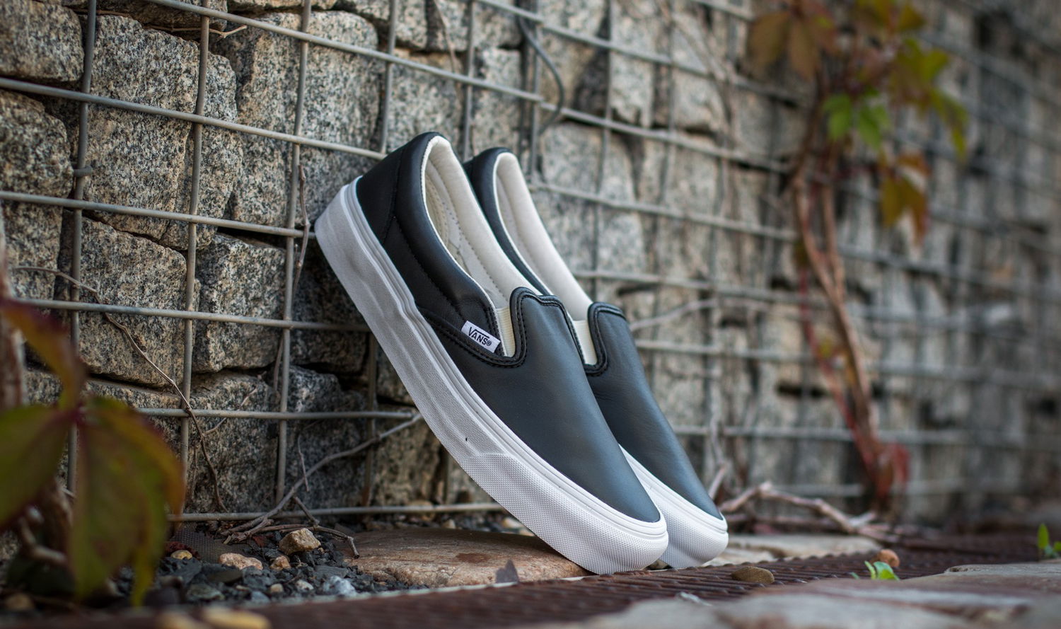 Кецове и обувки Vans OG Classic Slip-On VLT Черно | VN000UDF1NS, 1