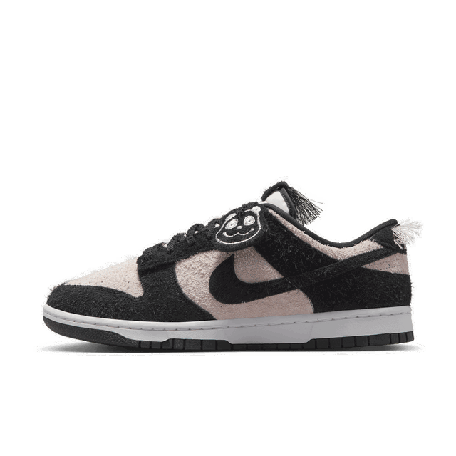 Dunk Low SE “Panda” (40th Anniversary)