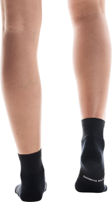Чорапи On Running Running Core Mid Socks Черно | 2uf10070553, 2