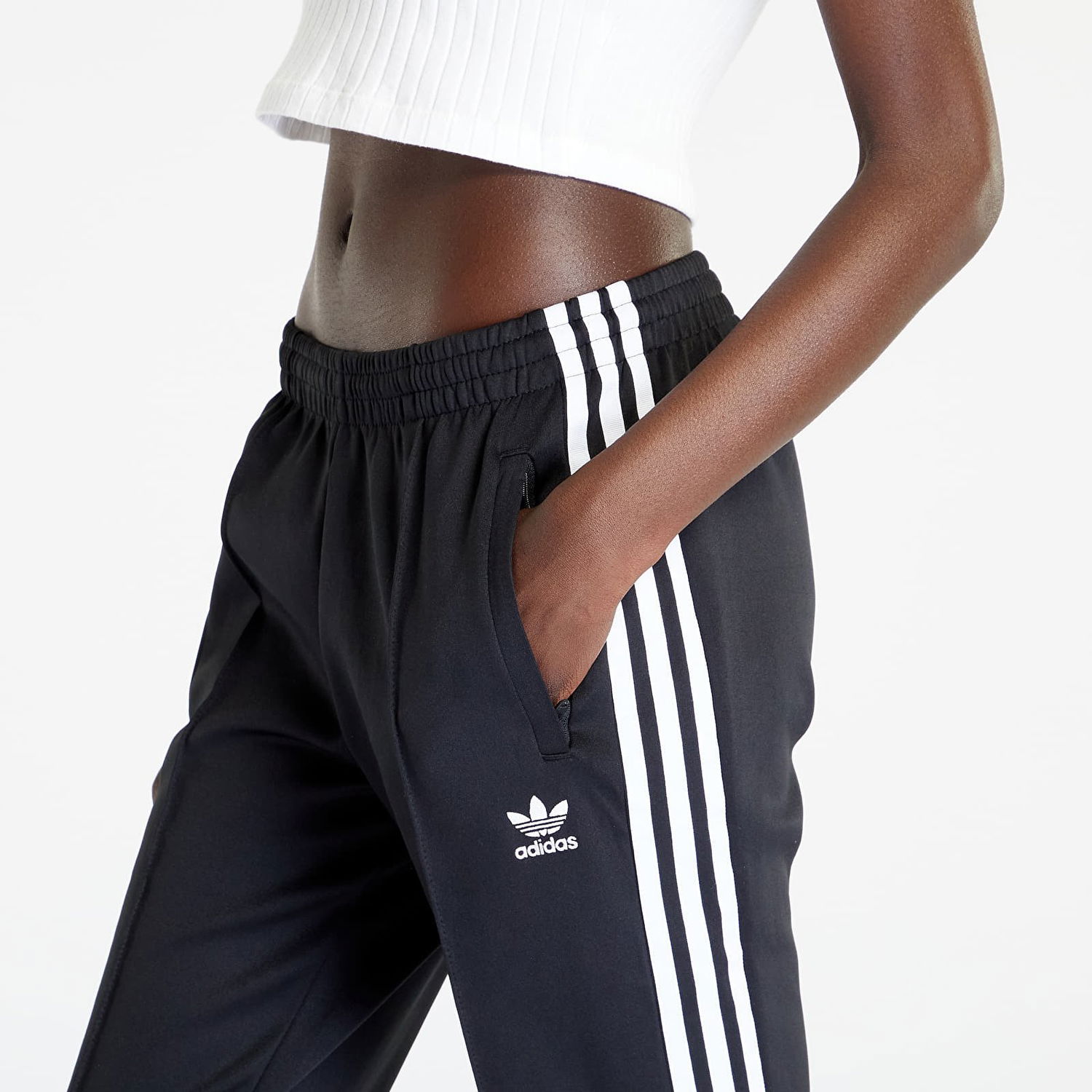 Панталони adidas Originals Sustainability Retro Pants Черно | IB5916, 1