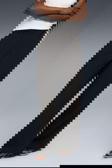 Спортни панталони Puma FENTY High Waist Flared Track Pants Черно | 635543, 0