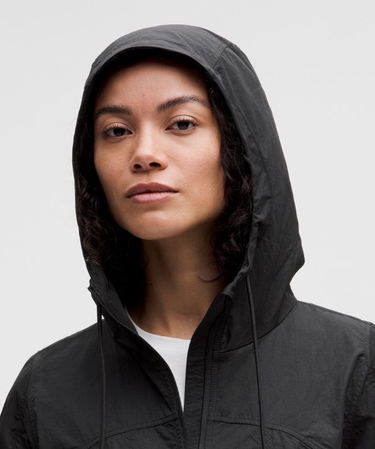 Ветровка lululemon lululemon Water-Repellent Hooded Jacket with Drawcord Черно | prod11860005, 3