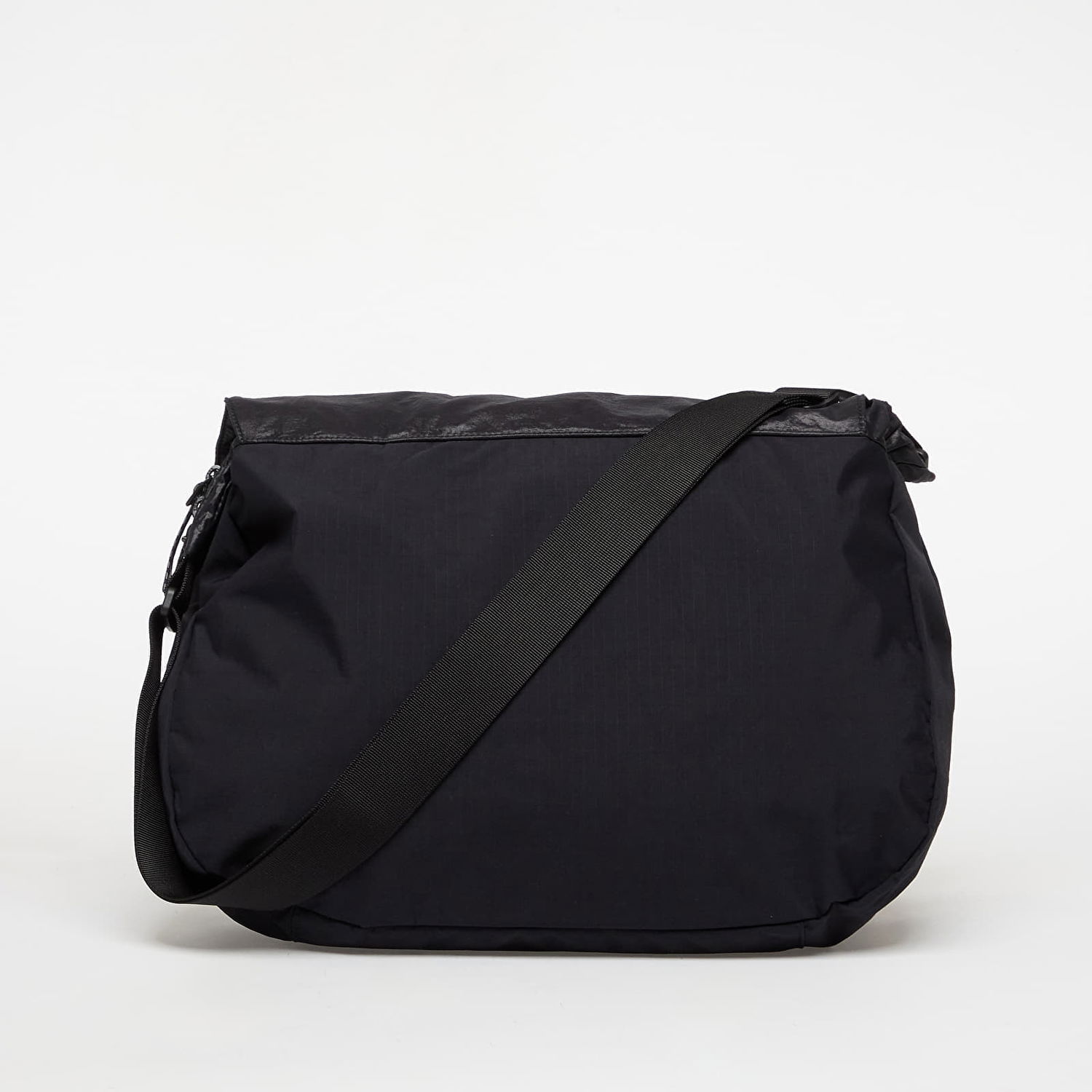 Чанта през рамо A-COLD-WALL* A-COLD-WALL* Walworth Messenger Bag Черно | ACWUG136 Black, 1