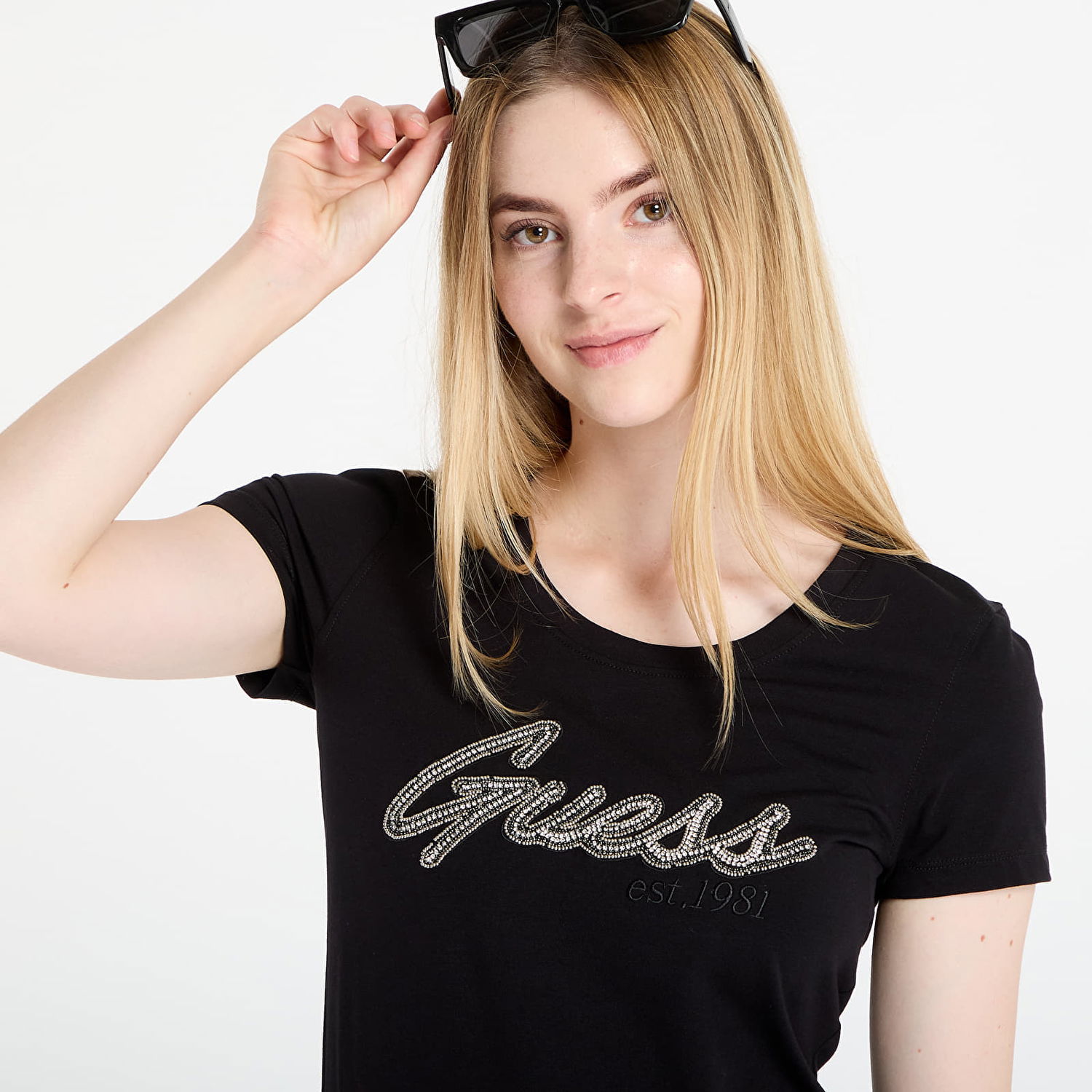 Тениска GUESS GUESS Logo Hot Fix Tee Черно | W5YI16J1314-JBLK, 1