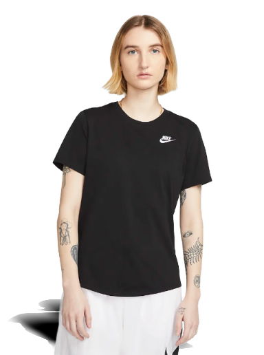 Тениска Nike Sportswear Club Essentials Tee Черно | DX7902-010