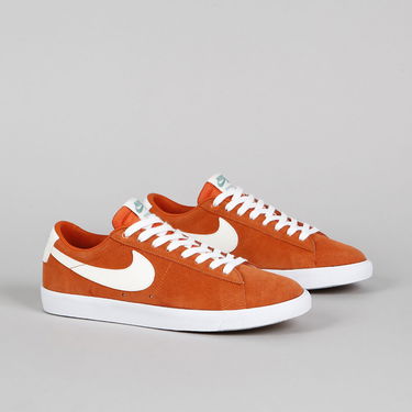 Кецове и обувки Nike SB Blazer Low GT Оранжево
 | 704939-801, 1