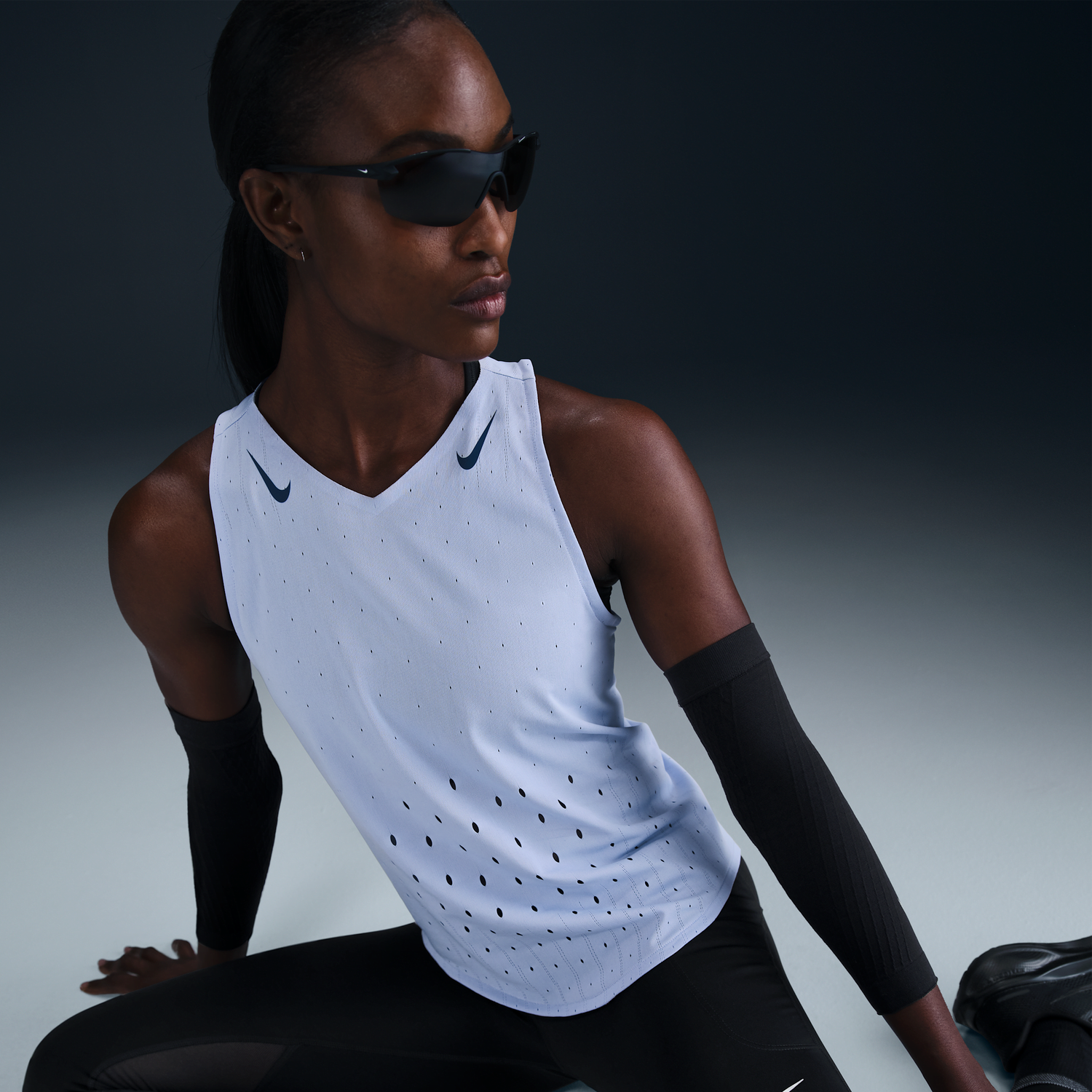 Потник Nike AeroSwift Dri-FIT ADV Running Tank Синьо | FN2504-057, 1