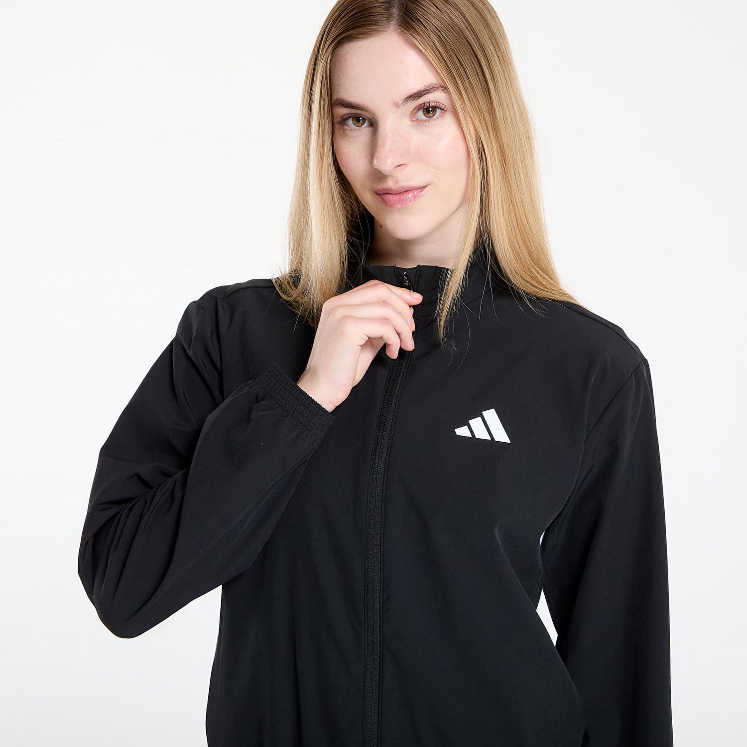 Яке adidas Originals Train Essentials Woven Warm-Up Jacket Черно | JD6539, 1