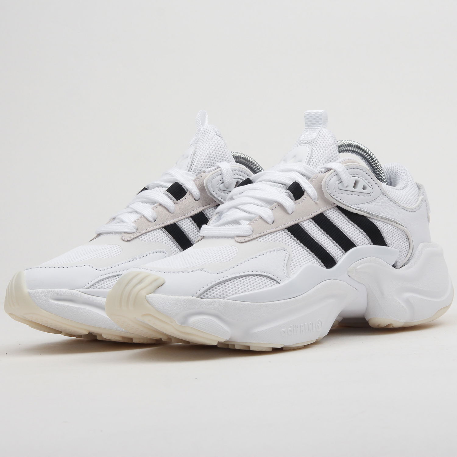 Кецове и обувки adidas Originals Magmur Runner W Бяло | EE5139, 1