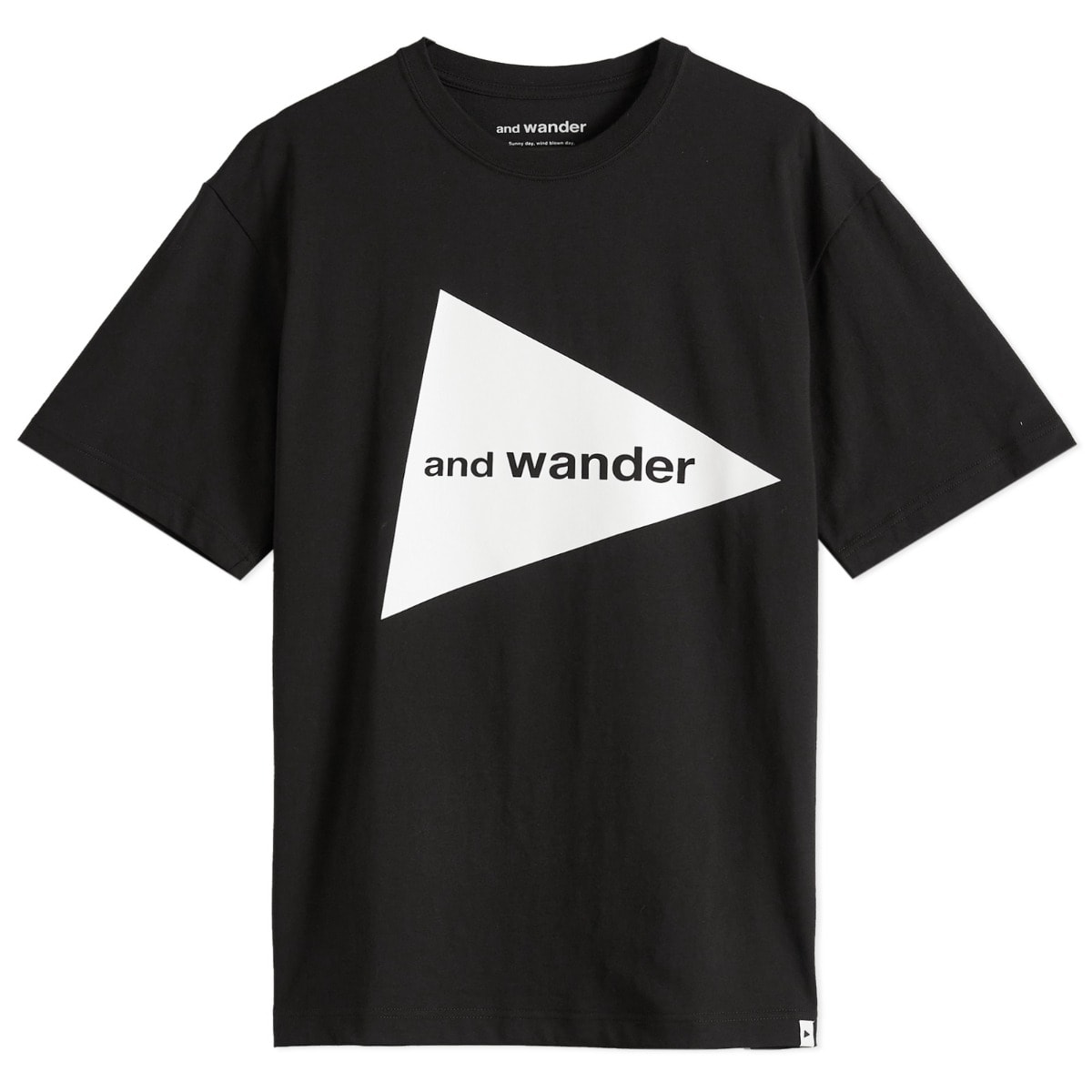 Тениска and wander Big Logo Graphic Tee, Size Large Черно | 5745184095-010, 0