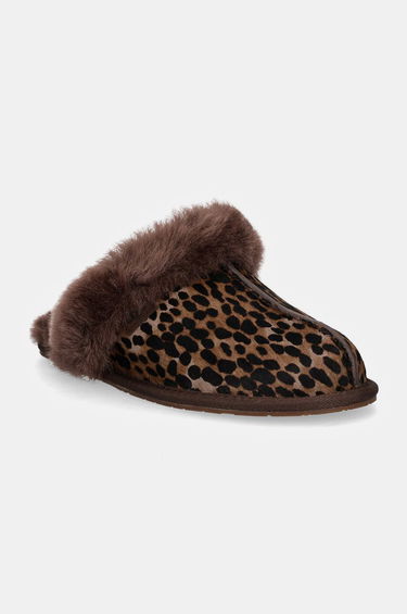 Кецове и обувки UGG Slippers Scuffette Caspian Кафяво | 1158352.BCDR, 0