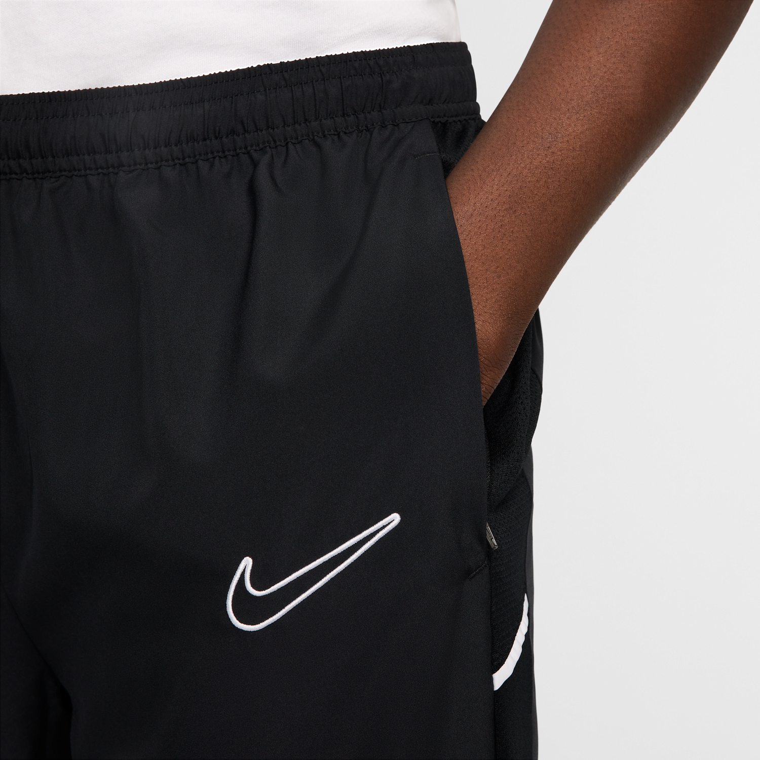 Спортни панталони Nike Academy Dri-FIT Football Pants Черно | HJ3780-010, 1