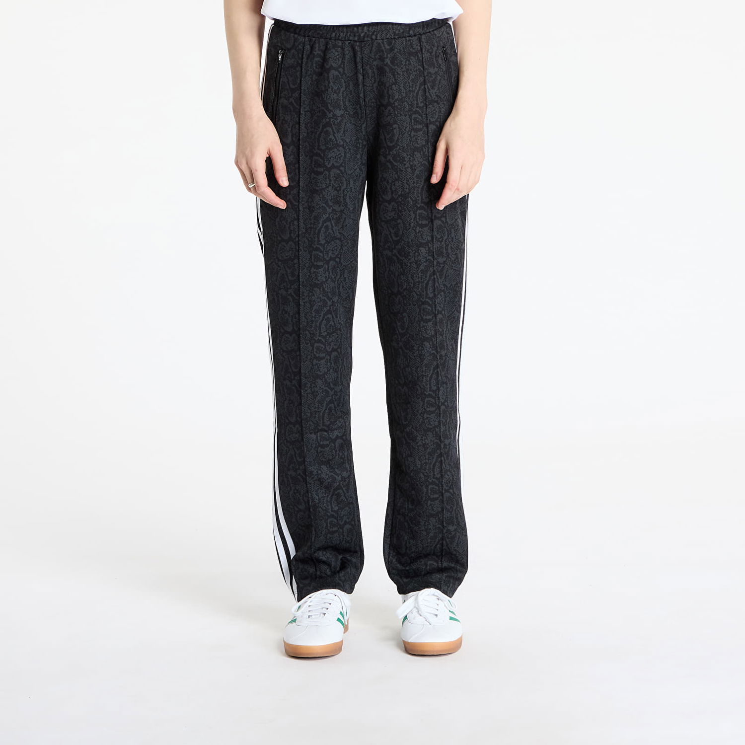 Спортни панталони adidas Originals Firebird Snake Print Track Pants Черно | JI8405, 0