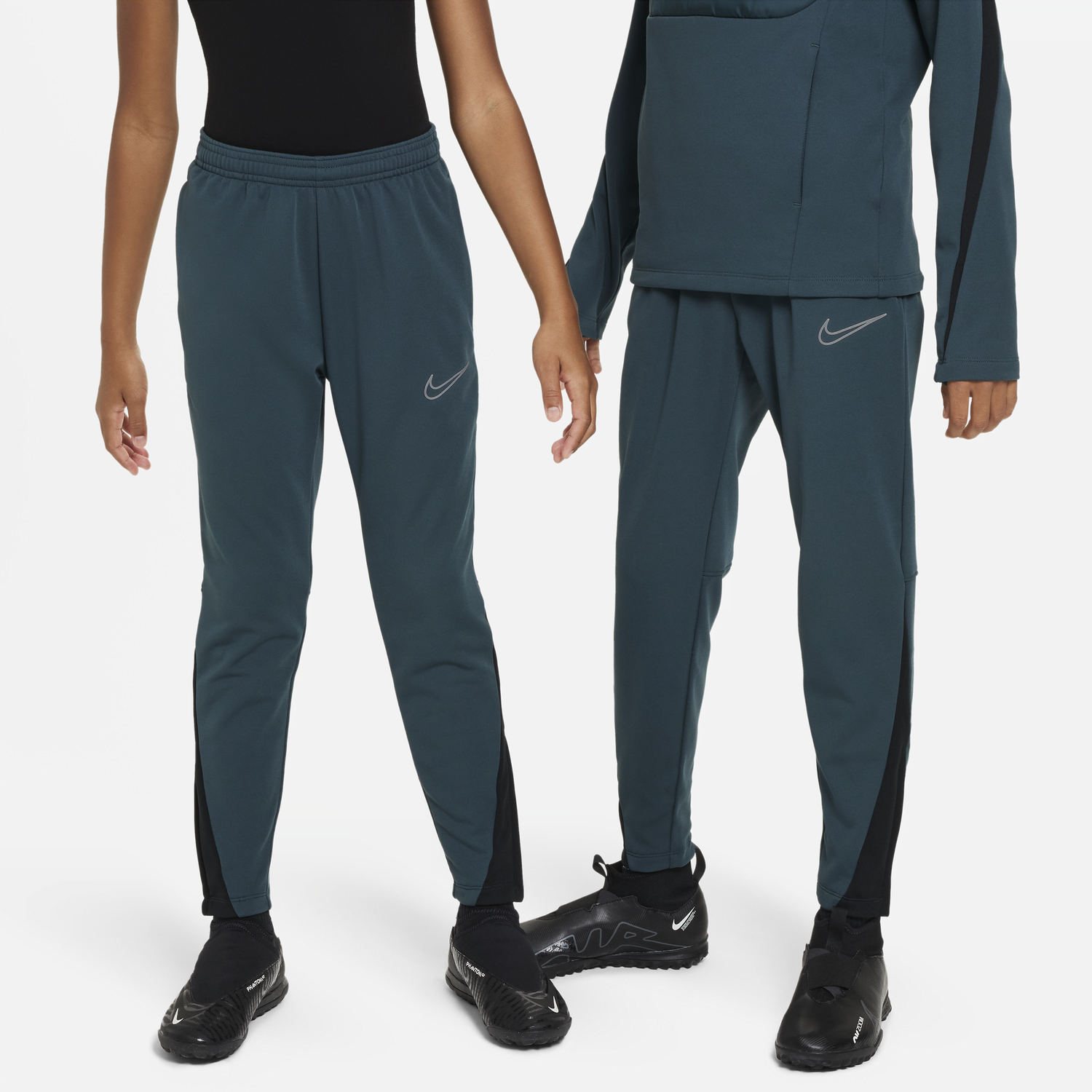 Спортни панталони Nike Therma-FIT Academy Older Kids' Football Pants Зелено | FJ6182-328, 0