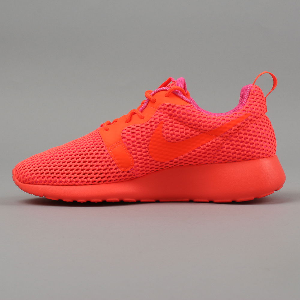 Кецове и обувки Nike W Roshe One Hyp BR Оранжево
 | 833826-800, 1