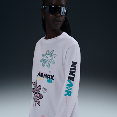 Тениска Nike Nike Sportswear Long Sleeve Graphic T-Shirt Бяло | HF9529-100, 0