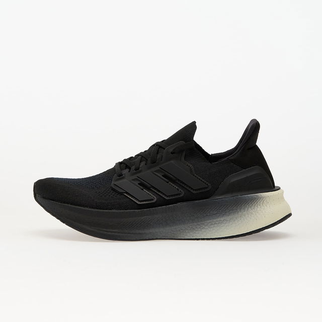 UltraBOOST 5