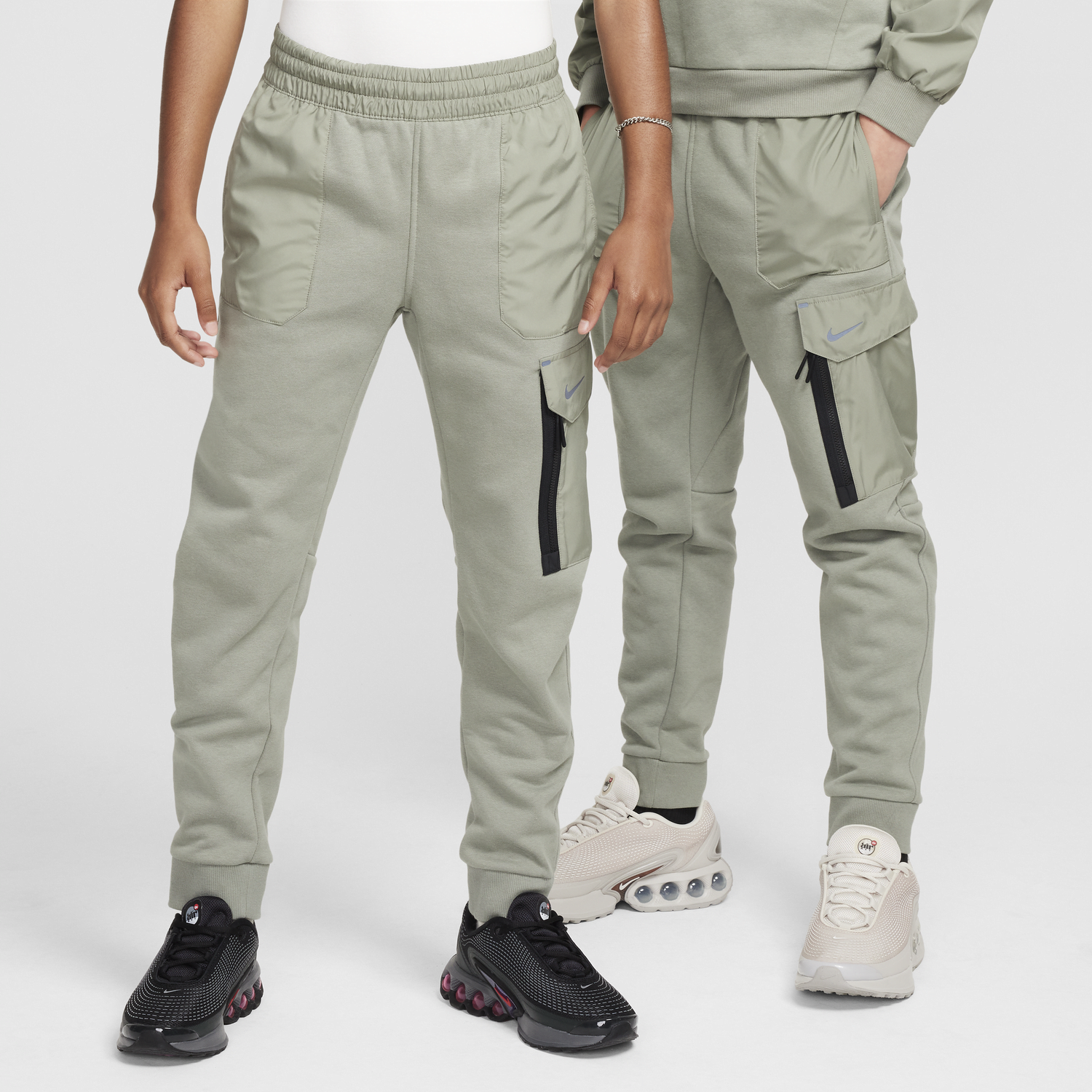 Спортни панталони Nike Nike Sportswear City Utility EasyOn Cargo Pants Зелено | FZ5022-053, 1