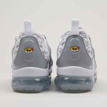 Кецове и обувки Nike Air Vapormax Plus Сиво | 924453-106, 4