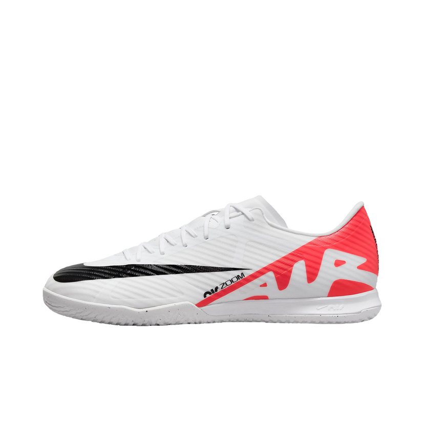 Кецове и обувки Nike Zoom Vapor 15 Academy IC Бяло | dj5633-600