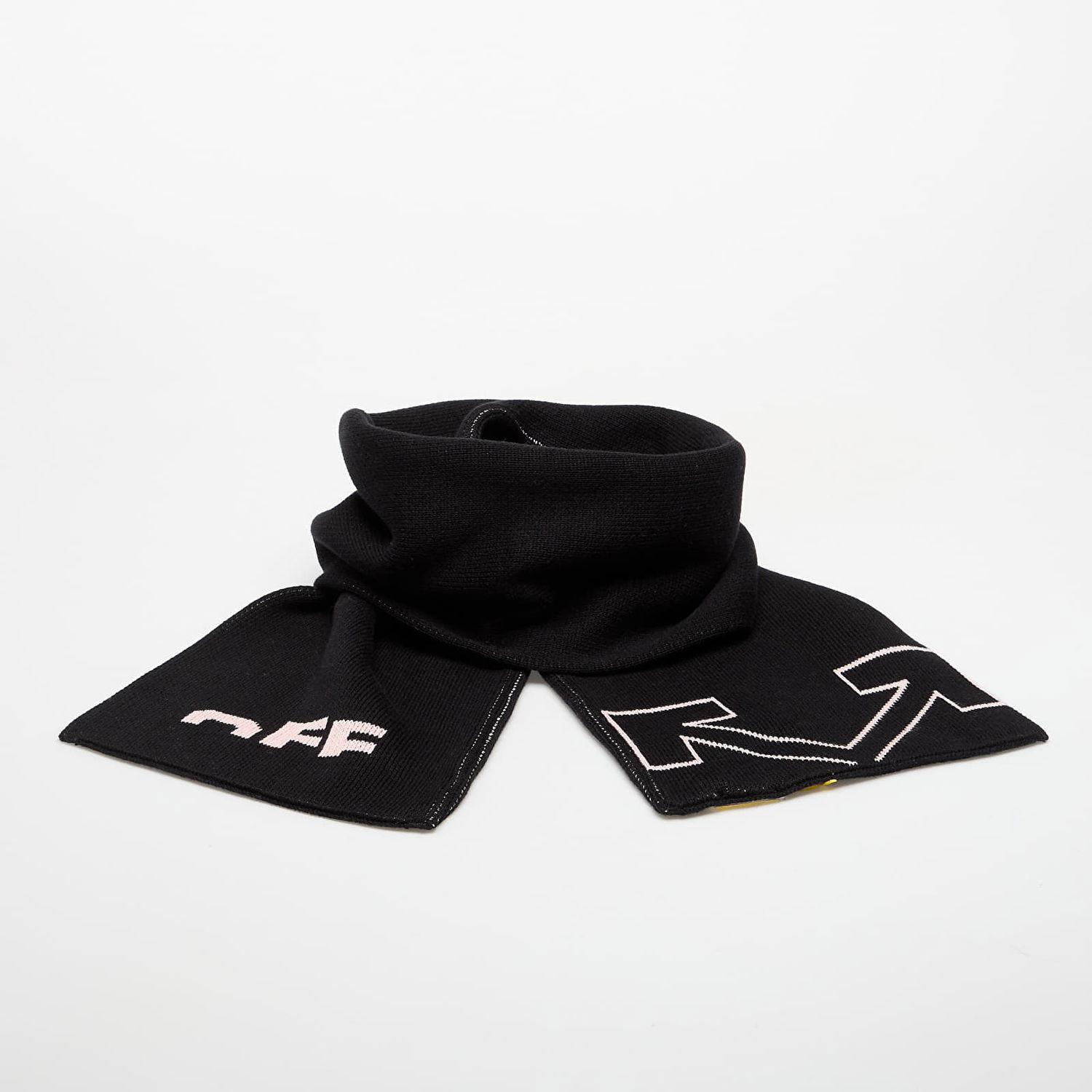 Шал Off-White Type Logo Knit Scarf Черно | OGMA001F25KNI001103C, 0