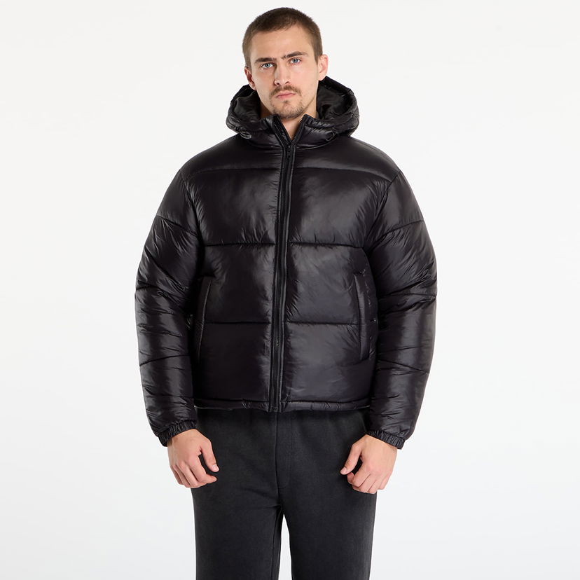Пухо яке Urban Classics Hooded Shiny Puffer Jacket Черно | TB7585-00007